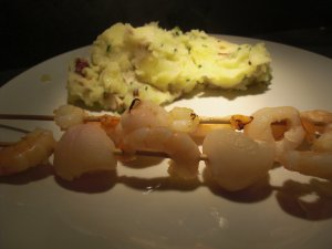 Photo de la recette Brochettes de crevettes aux litchis envoyée par le cuisinier
